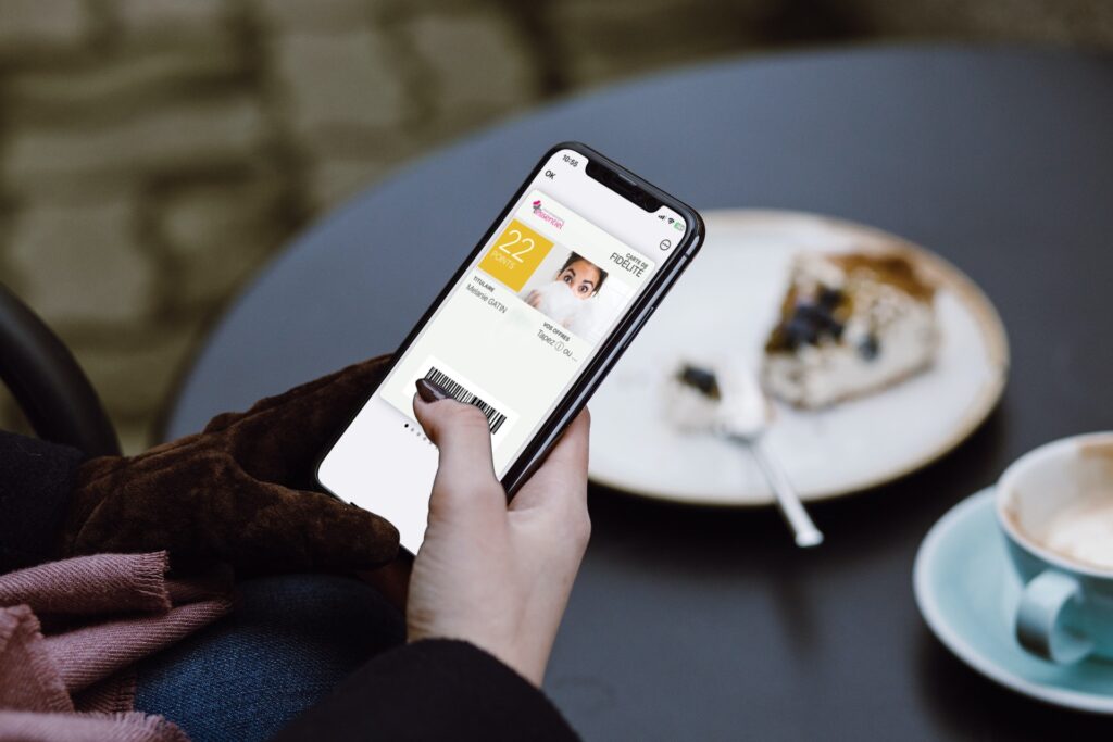 carte de fidélité pharmacie dans le wallet smartphone